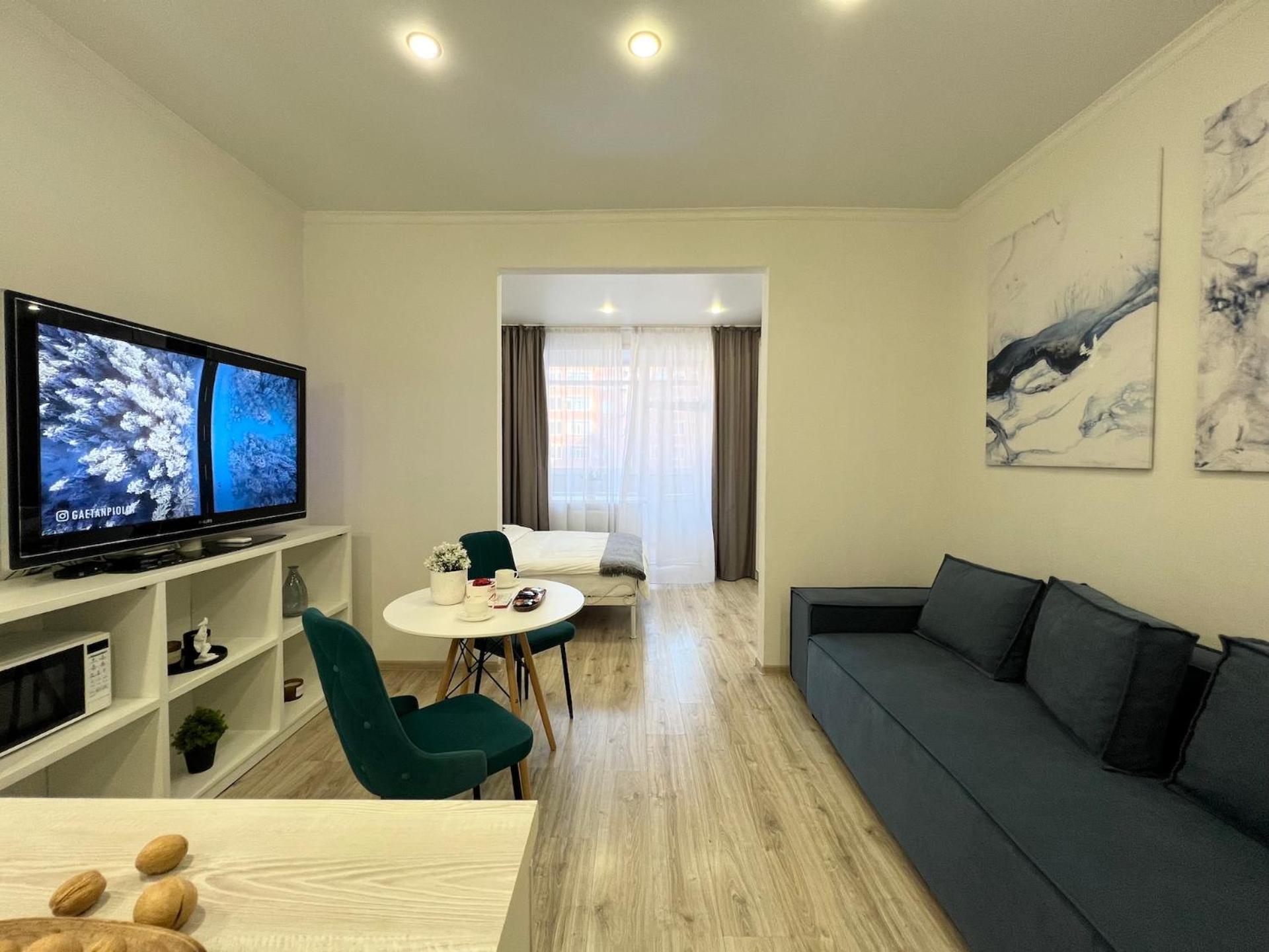 Uutnaya Quartira V Novom Dome Apartment Pavlodar Luaran gambar