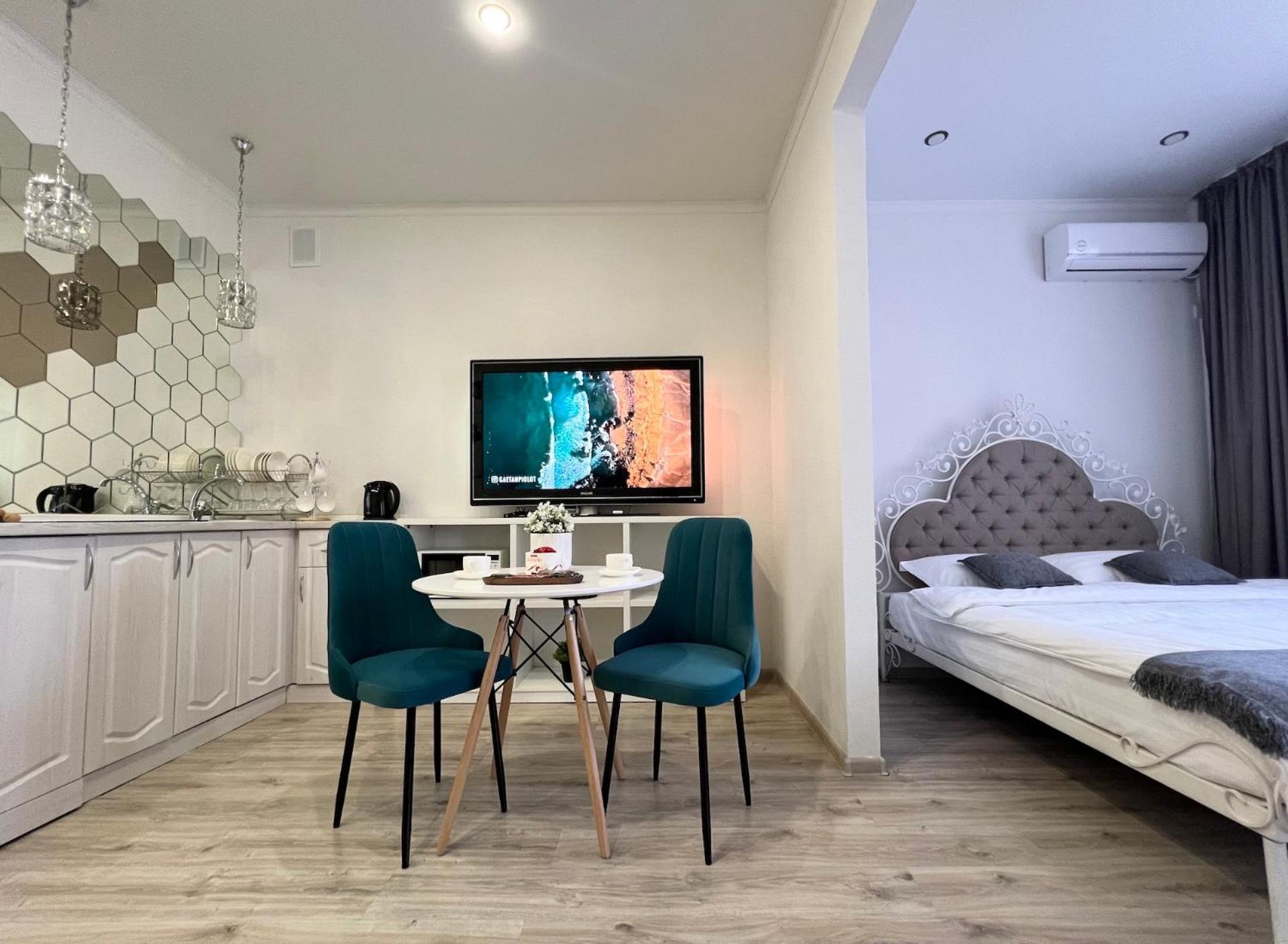 Uutnaya Quartira V Novom Dome Apartment Pavlodar Luaran gambar